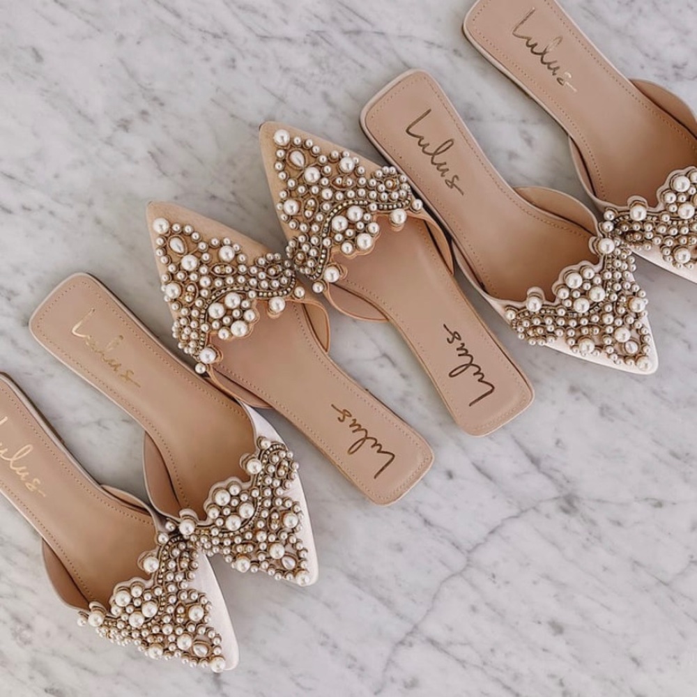 Lulus Flora Beige Suede Pearl Embroidered Pointed-toe Flats, size 7.5